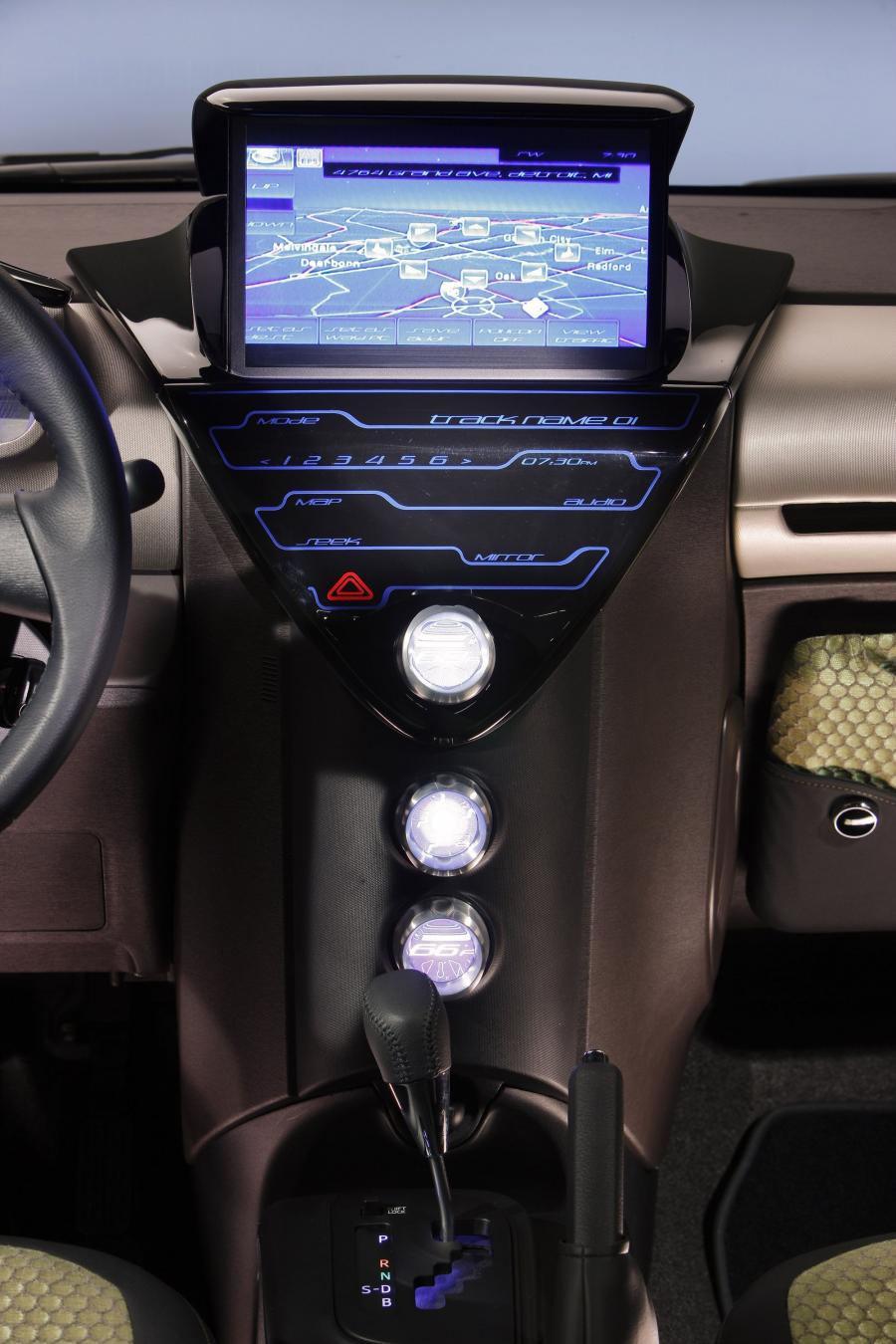 Детали интерьера Scion iQ Concept 2009 года  (фото 26 из 91)